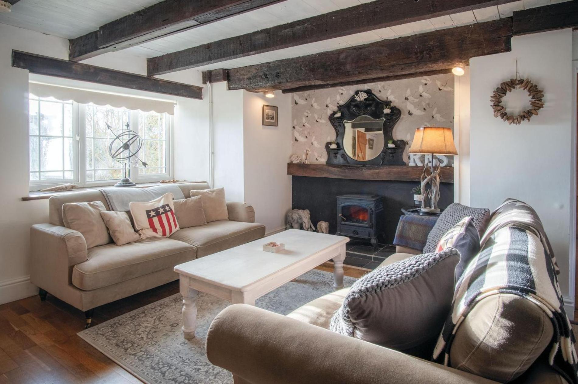Milan - 2 Bedroom - Eynon * Port-Eynon